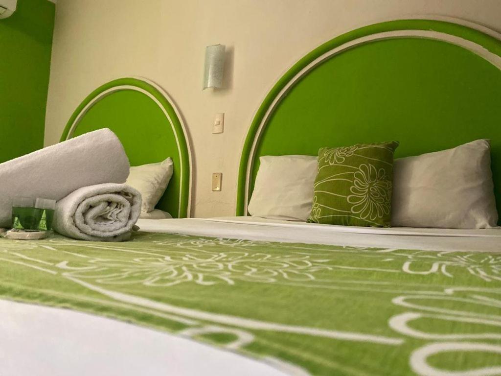 Hc International By R&T Hotel Cancun Exterior photo