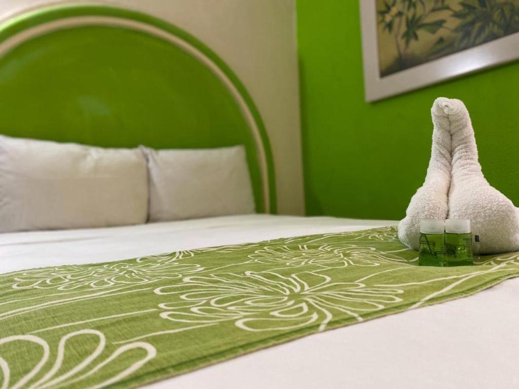 Hc International By R&T Hotel Cancun Exterior photo